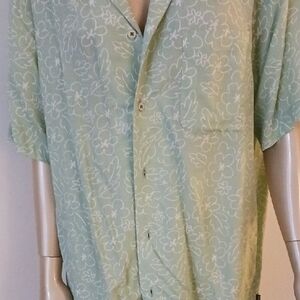 NWOT Mint Green Floral Mens Button-Down Shirt